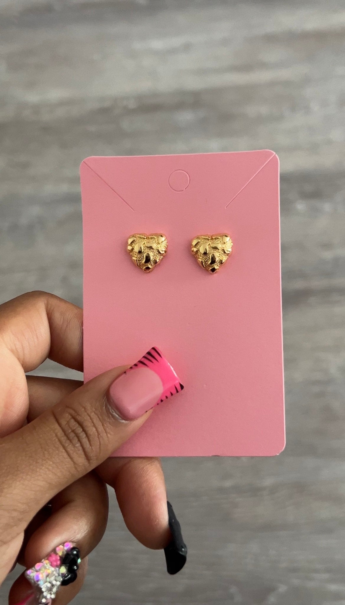 Nugget heart earrings