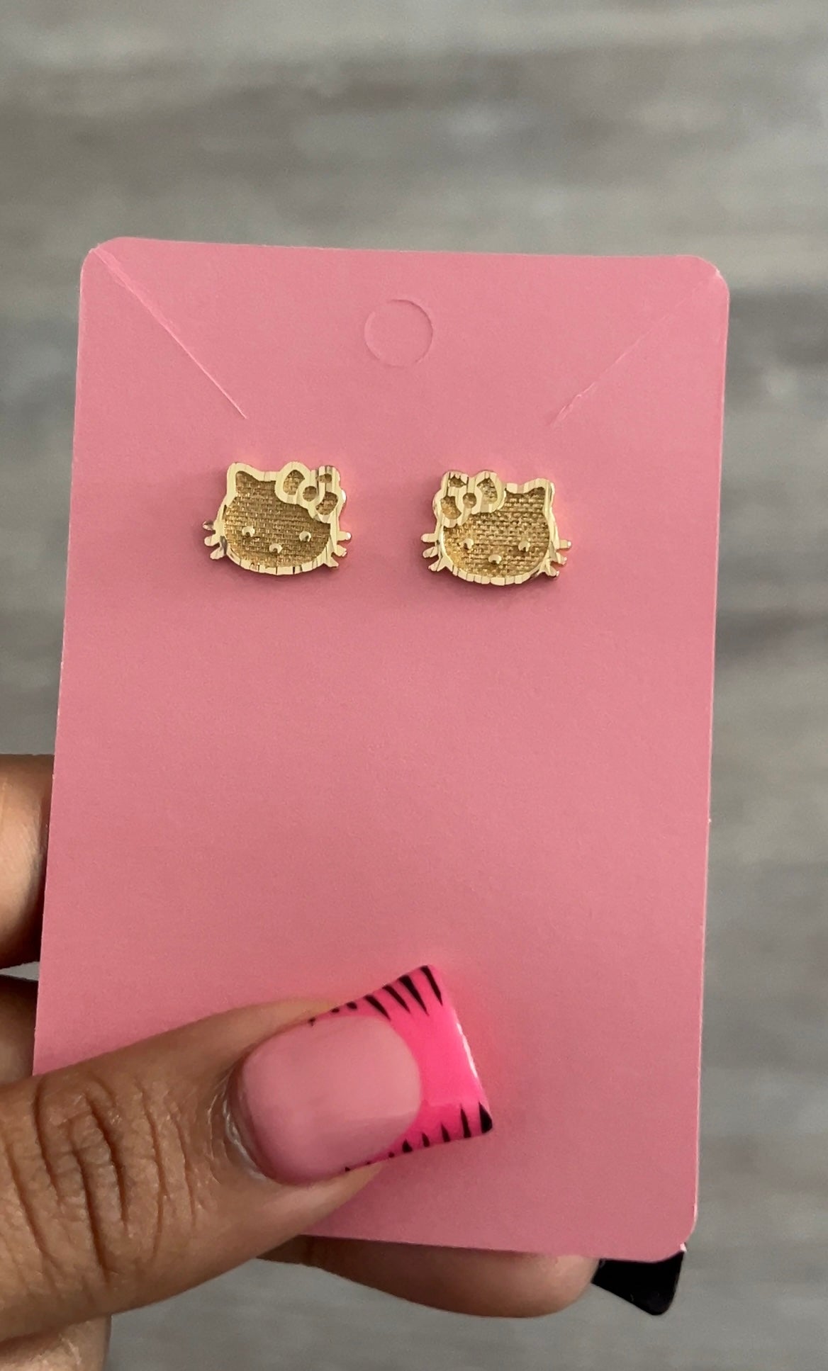 Hk face earrings